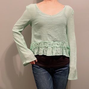 Green BOHO floral top M